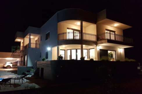 Grundstück mit Meerblick in Crikvenica