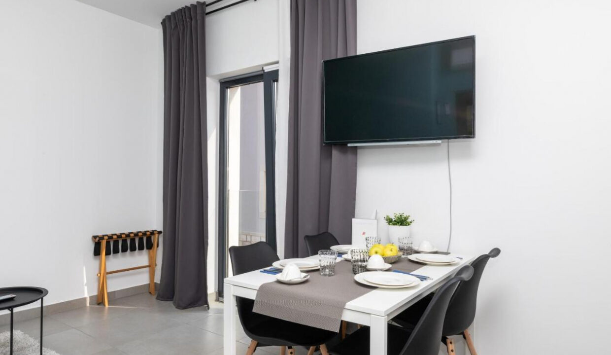 Außergewöhnliche Steinvilla auf Brac