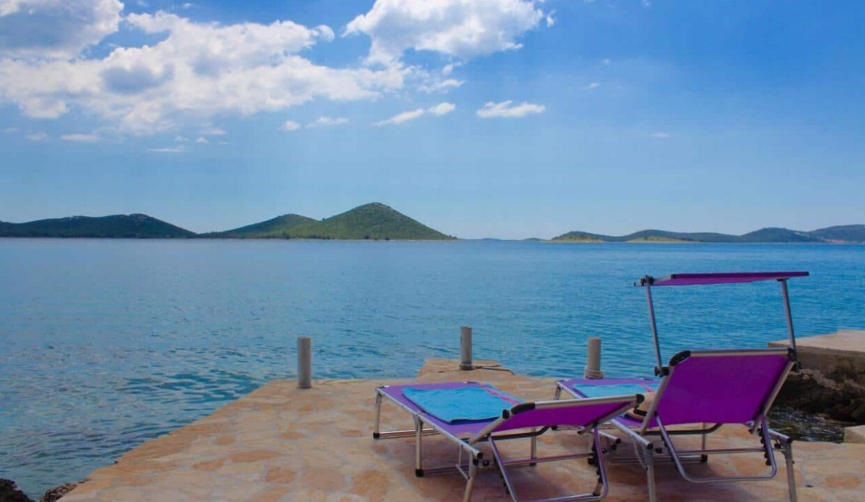 Erstaunliches Haus bei Pakostane