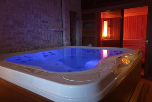 Erstaunliches Haus bei Pakostane