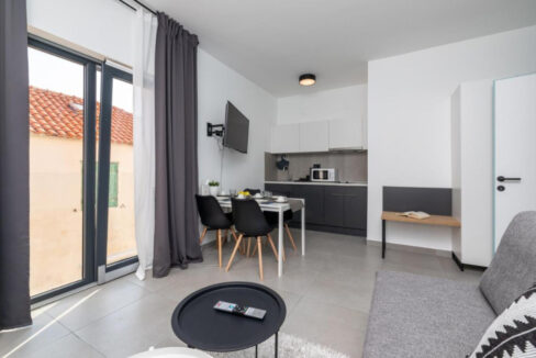 Außergewöhnliche Steinvilla auf Brac