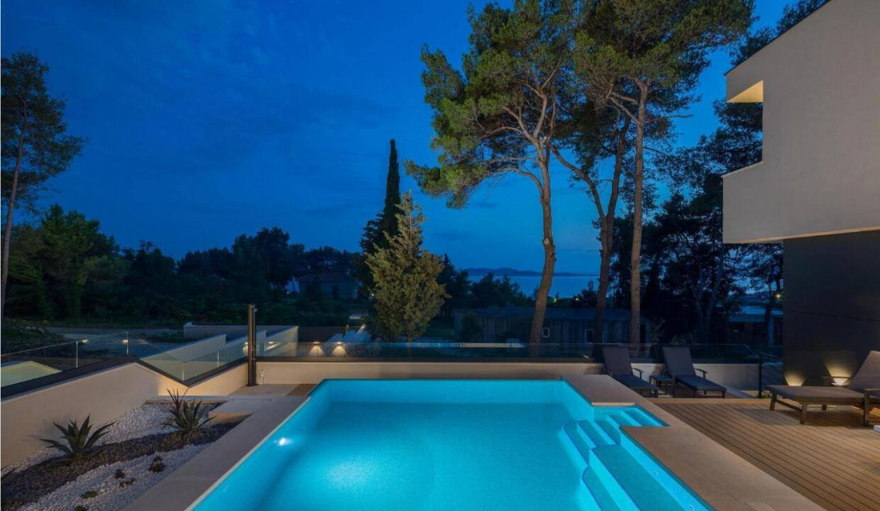 Wunderschöne Villa mit Meerblick in der Nähe von Zadar