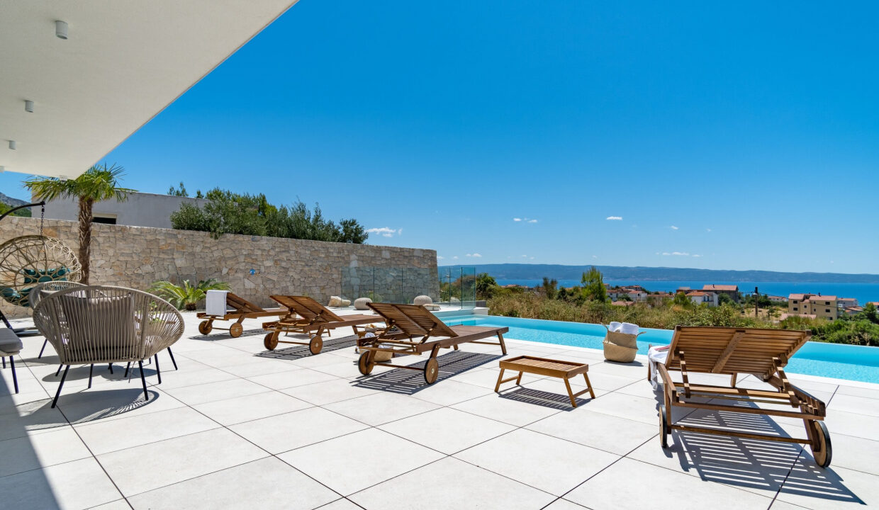 Ausgezeichnete neue Villa in Split