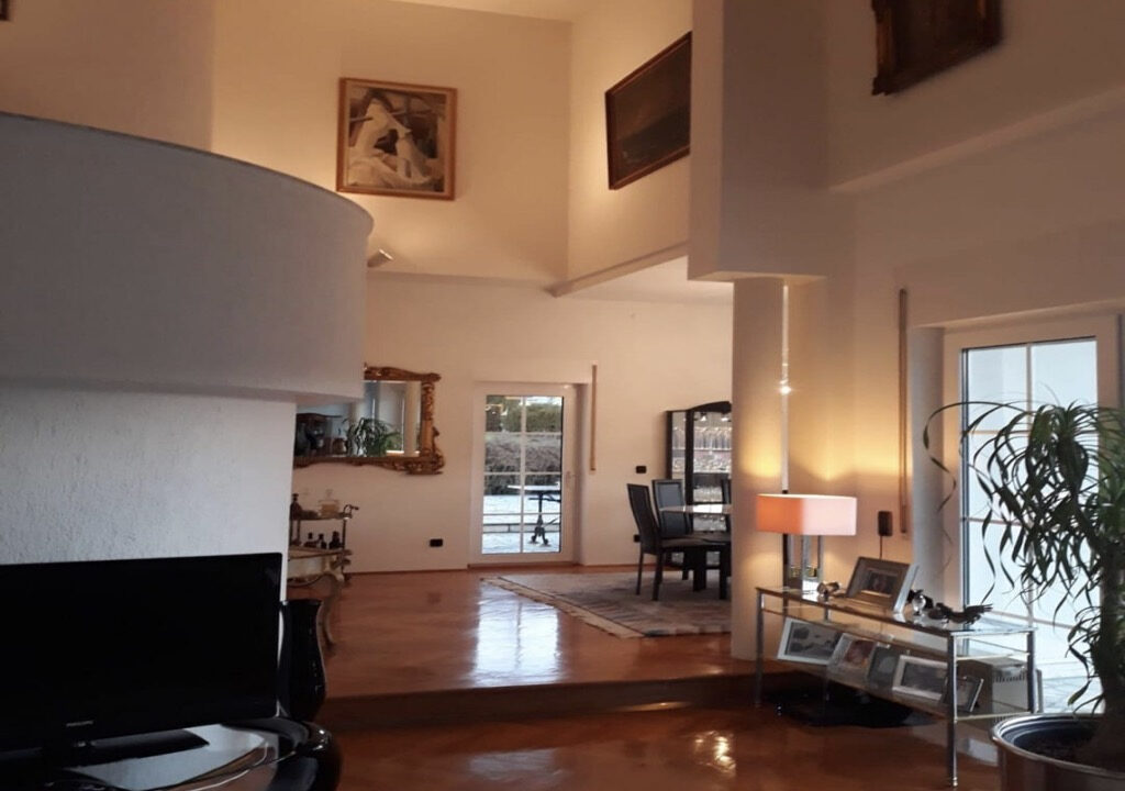 Haus im Kolonialstil in ländlicher Gegend - Pusca, Zagreb auf dem Lande