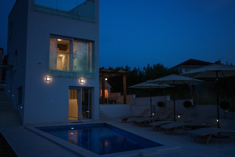 Haus mit Meerblick in Okrug Gornji