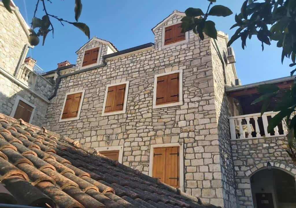Steinhaus in Supetar Zentrum, Insel Brac