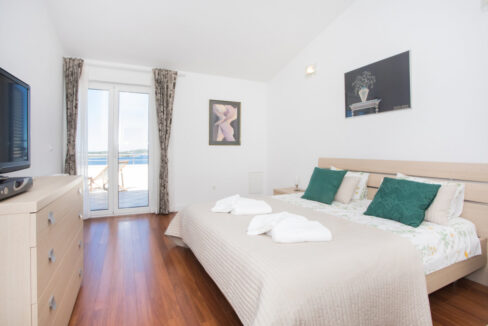 Haus mit Meerblick in der Nähe von Sibenik