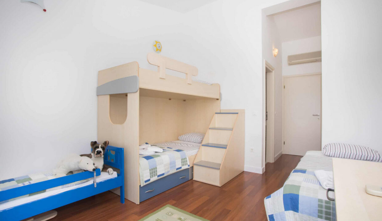 Haus mit Meerblick in der Nähe von Sibenik